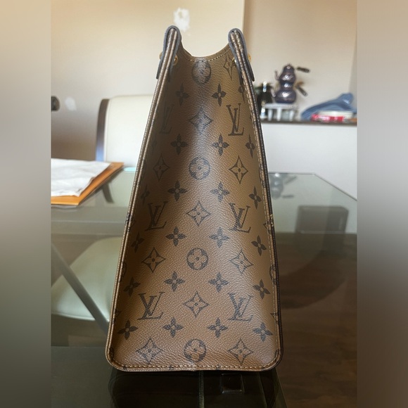 Louis Vuitton M45321 OnTheGo Medium Model Monogram - Picture 4 of 15